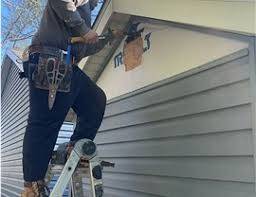 Siding Removal and Disposal in Rochester, MI